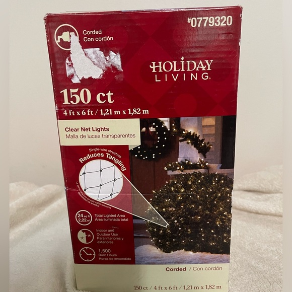 Holiday Living 150 Count Christmas Lights Constant Clear Net for 4-6' Shrubs - Picture 2 of 5